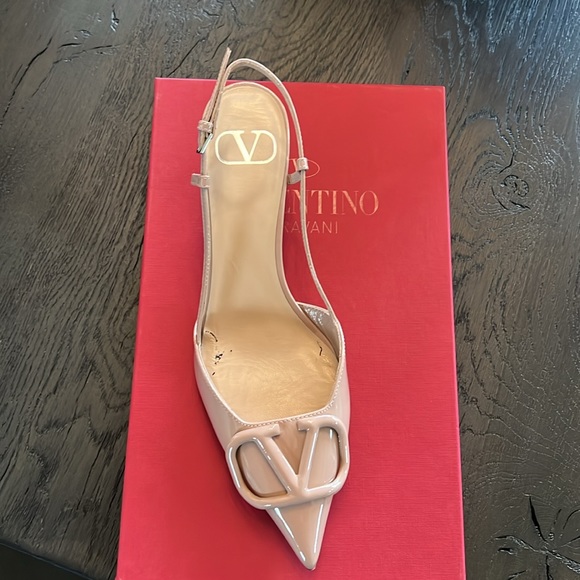 Valentino Shoes - Valentino Rose Cannelle Kitten Heel
